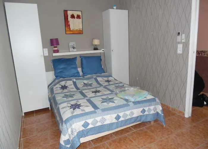 Meuble De La Tour Nyaraló