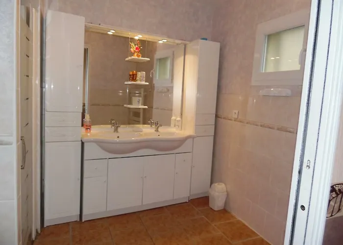 Дом отдыха Meuble De La Tour Ножан-сюр-Сен