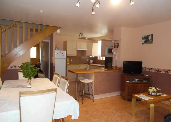 Nyaraló Meuble De La Tour *